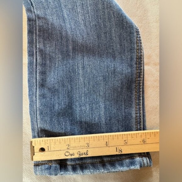 Almost Famous Distressed Blue Women's Jeans size 9 - Picture 8 of 10